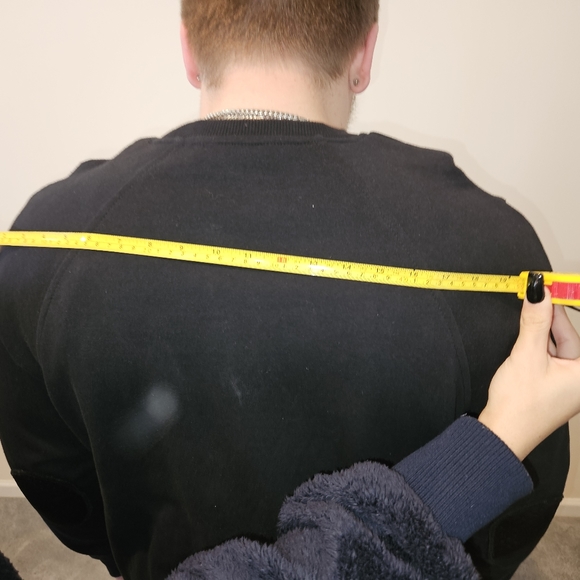 SAKS 5TH AVENUE SWEATSHIRT - Picture 6 of 6